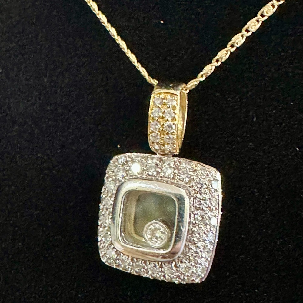 18k Gold Square Floating Diamond Pendant